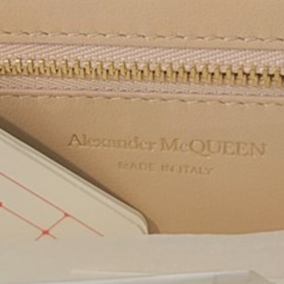 Alexander McQueen Black Four Knuckle Wallet on a Chain - NWT - Picture 7 of 9